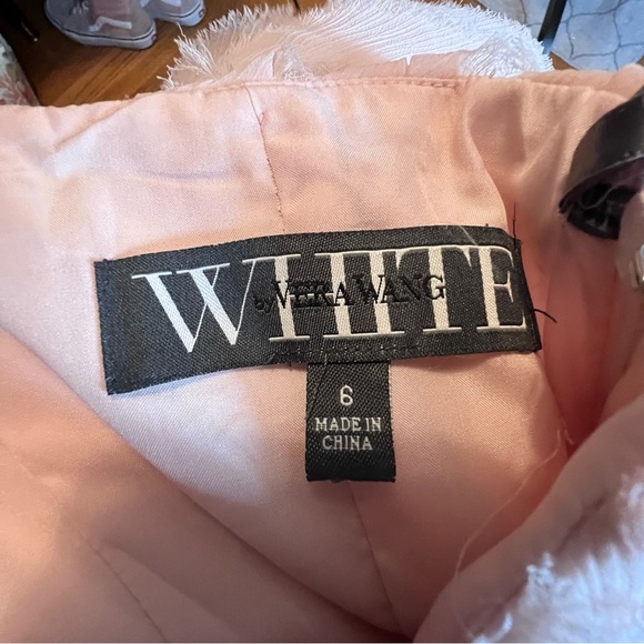 WHITE by VERA WANG Crinkle Chiffon Strapless Blush Gown Sz 6 - Picture 7 of 9